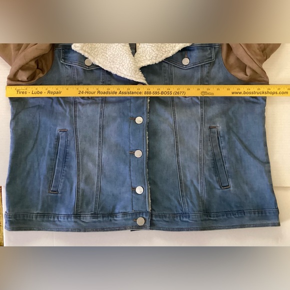 DG2 by Diane Gilman HSN New Classic Stretch Denim Jacket Women - Picture 4 of 9